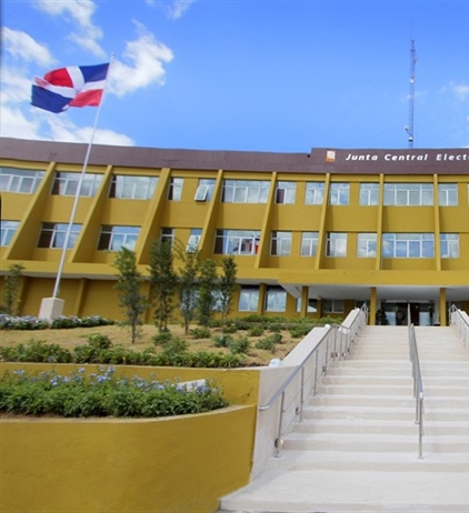 JCE-IESPEC anuncia ganadores del “Tercer Concurso Nacional de Ensayo:...