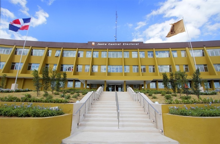 JCE-IESPEC anuncia ganadores del “Tercer Concurso Nacional de Ensayo:...