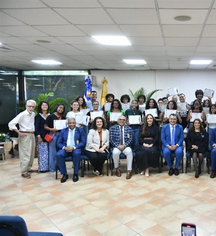JCE-IESPEC realiza coloquio con miras a fortalecer el voto de los...