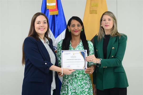 JCE-IESPEC concluye primer taller en materia de registro civil para periodistas y comunicadores en SD y Santiago