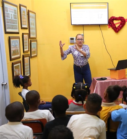 JCE-IESPEC llevan el “Taller Voces e Identidad” a niños y niñas de Mao,...
