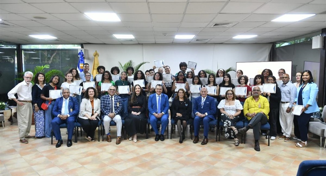 JCE-IESPEC realiza coloquio con miras a fortalecer el voto de los dominicanos residentes en el...